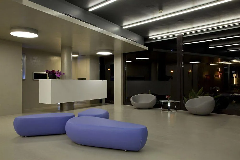 Hotel Zone Rome