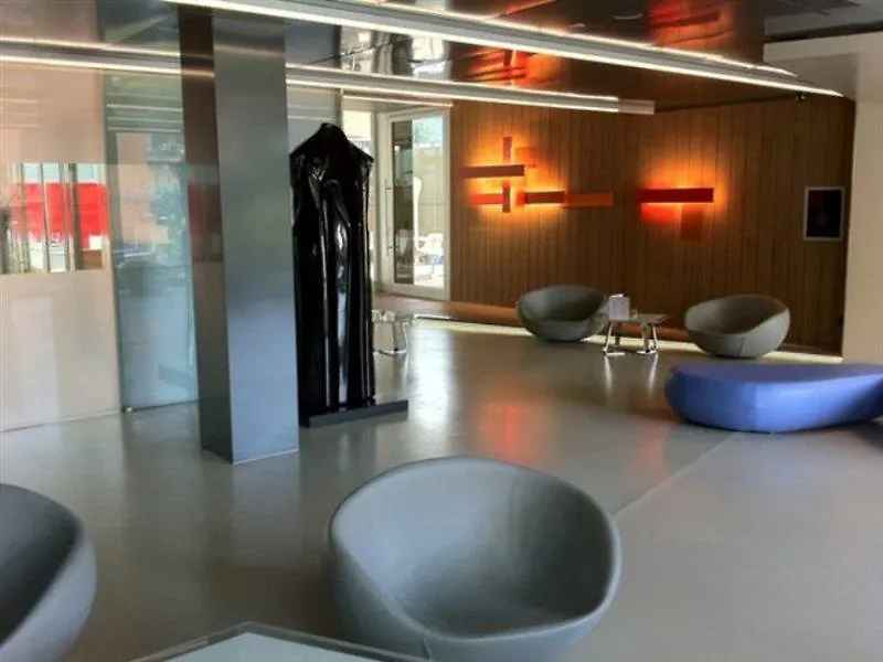 Hotel Zone Rome