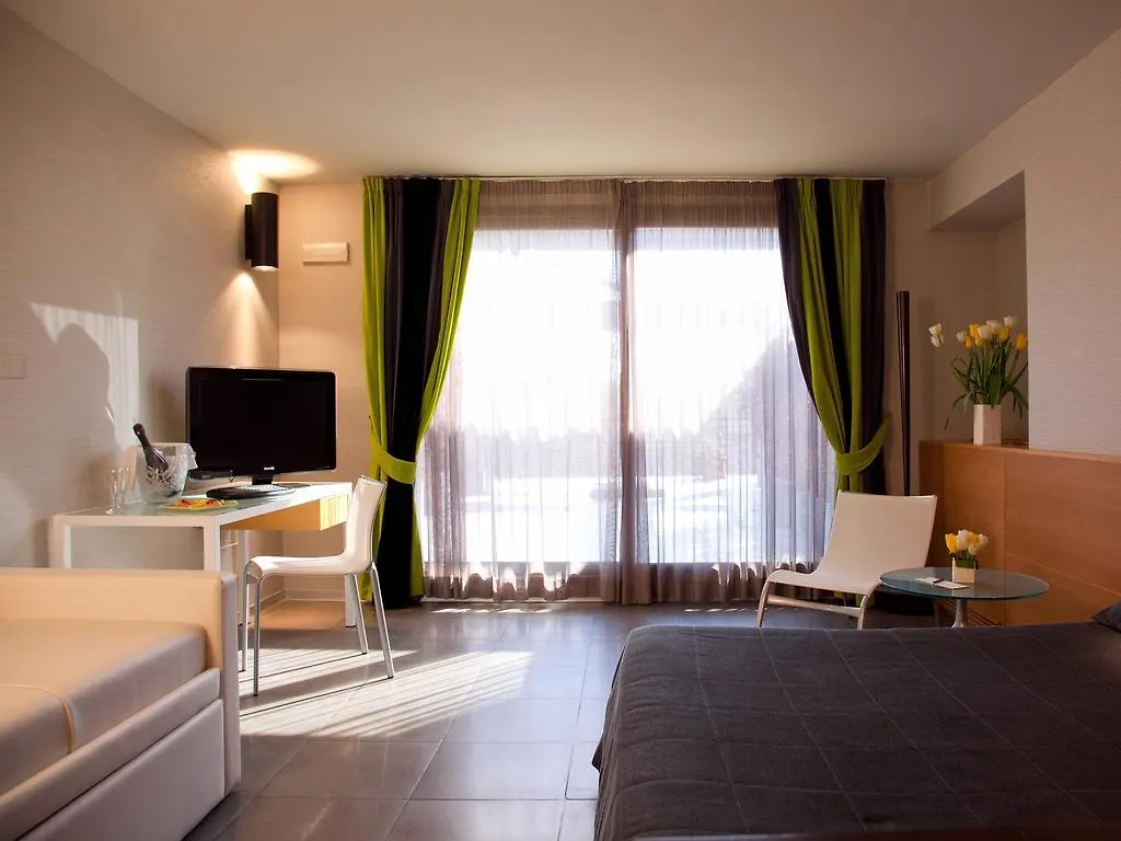 Hotel Zone Rome