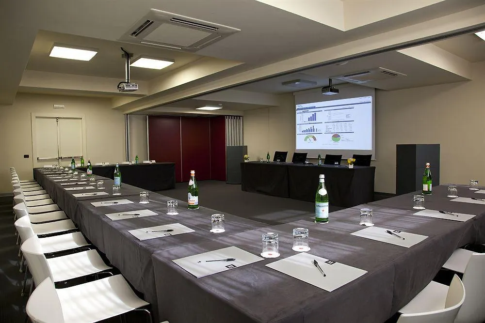 Hotel Zone Rome