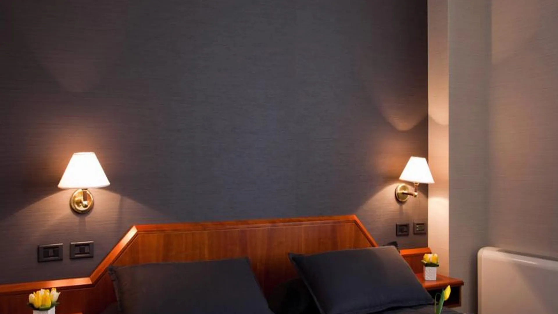 Hotel Zone Рим