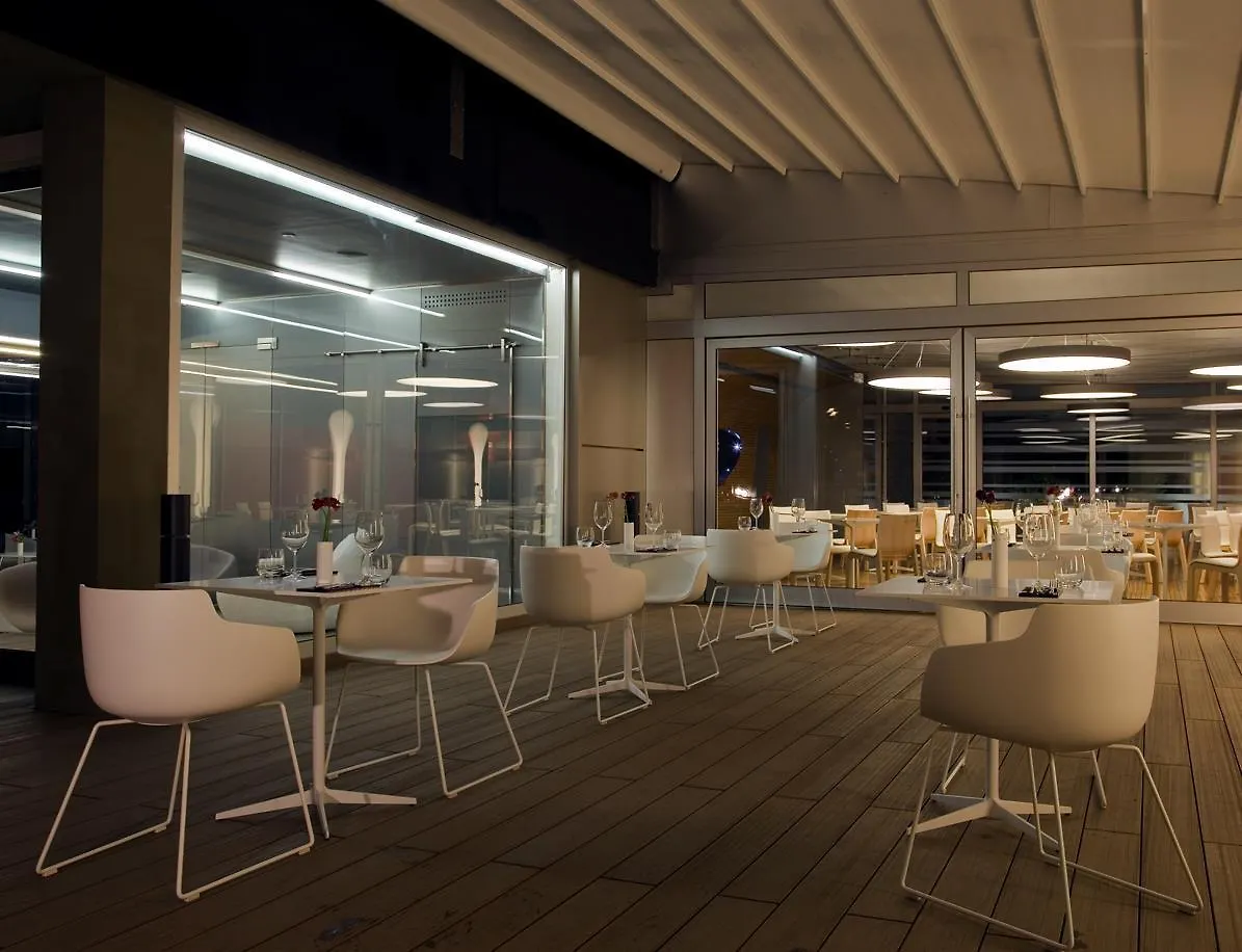 Hotel Zone Рим Италия